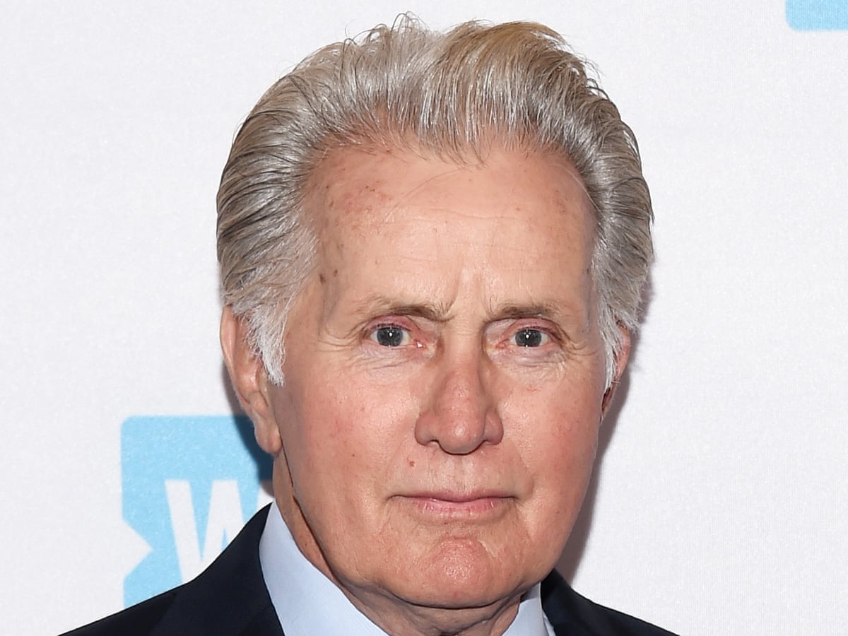 Martin Sheen Net Worth, Wealth, and Annual Salary 2 Rich 2 Famous